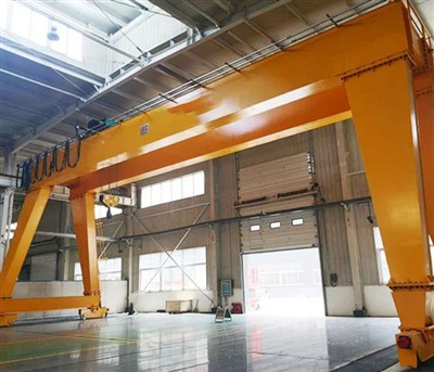 Γερανός σκελετών με ηλεκτρικό ανυψωτικό